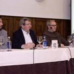 Momento de la intervenci�n de Juan Manuel Buj�n, explicando los nuevos retos de la revista