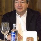 Primer plano de Fr. Juan Manuel Buj�n, director del Liceo Franciscano