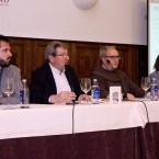 El secretario de redacci�n, Francisco J. Leira Casti�eira, presentando la nueva etapa en Radio Voz